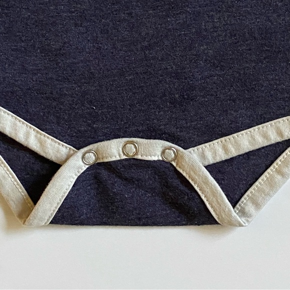 Boston Red Sox One Piece Size 0 3 Months Baseball snap Top MLB Blue Red Baby EUC - Picture 8 of 10